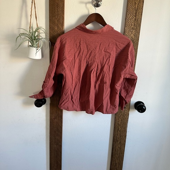 New Texas Boutique Cropped Button Down Blouse Women’s Sz Small Cotton Rayon - Picture 10 of 10